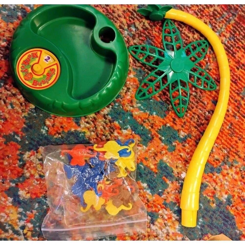 Monkey Business Board Game Vintage Hamleys 100% COMPLETE 33 Monkeys Tree Spinner